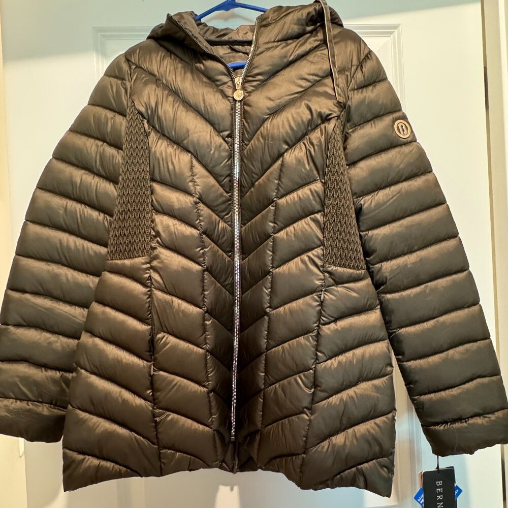Bernardo basil green puffer coat new with tags size M